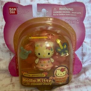 New- Hello Kitty Bandai Flower Amusement Flower Fairy Dream World 2001